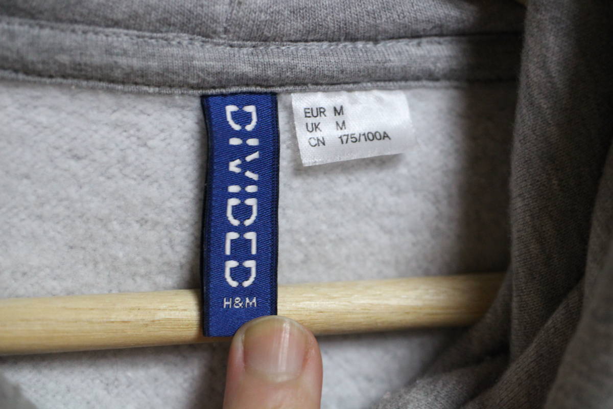 H M エイチアンドエム Divided パーカー スウェットパンツ メンズ サイズm ライトグレー セットアップ サイドライン の落札情報詳細 ヤフオク落札価格情報 オークフリー スマートフォン版