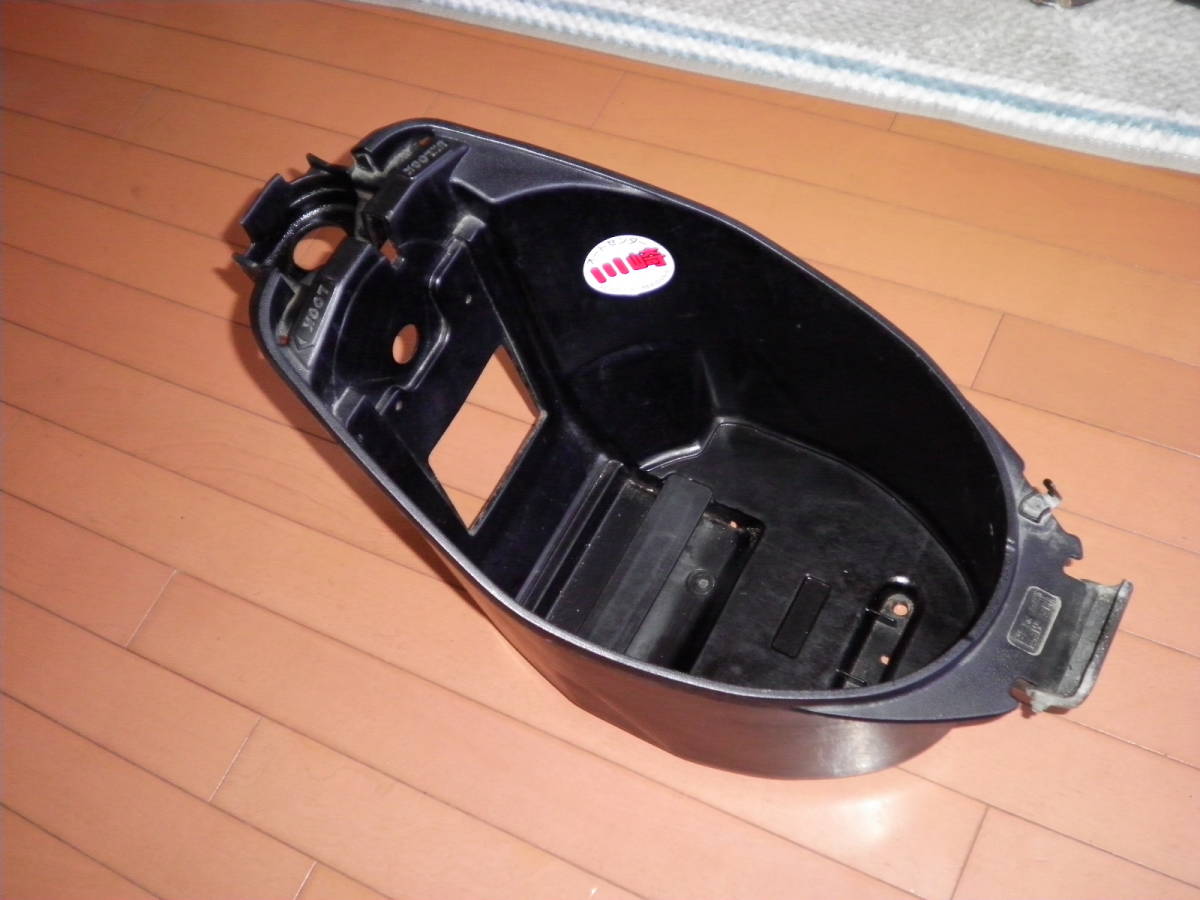 ヘルメットホルダー ⑱ メットインボックス ライブディオ ZX dio AF35