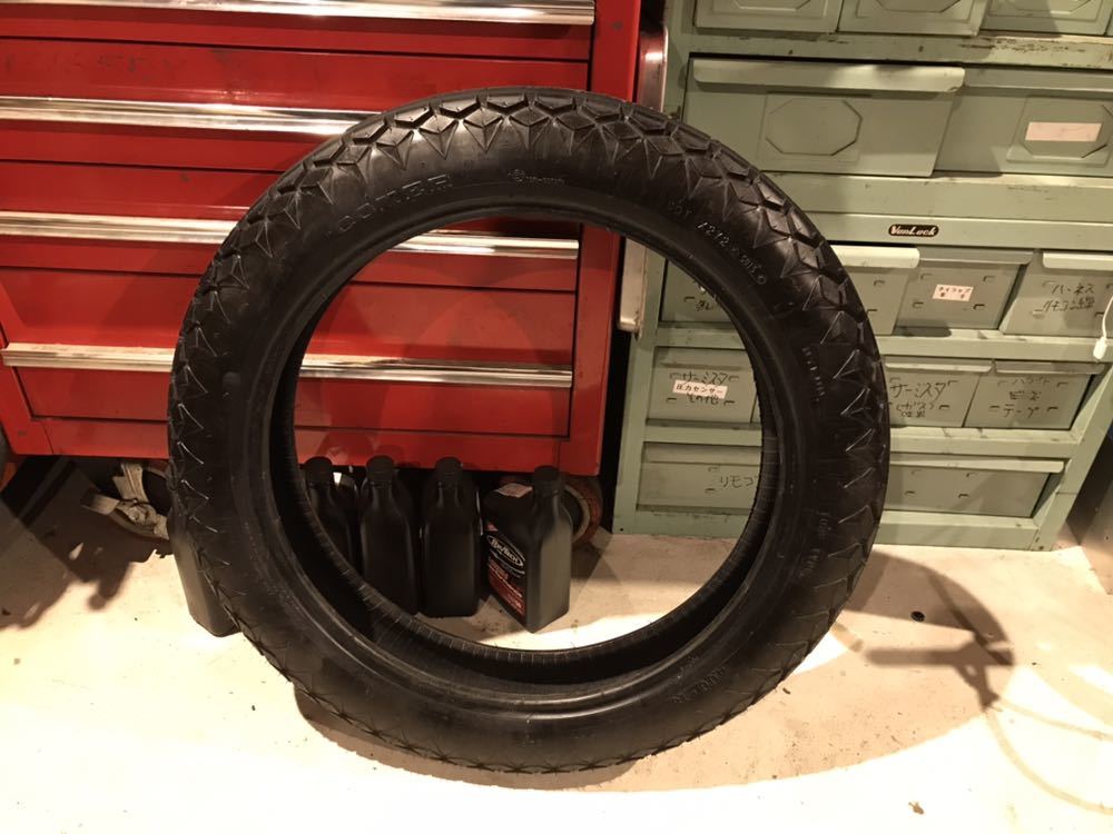 コッカータイヤ4.00-18 COKER TIRE試し履き コッカータイヤ4.00-18 COKER TIRE試し履き コッカータイヤ ハーレー用