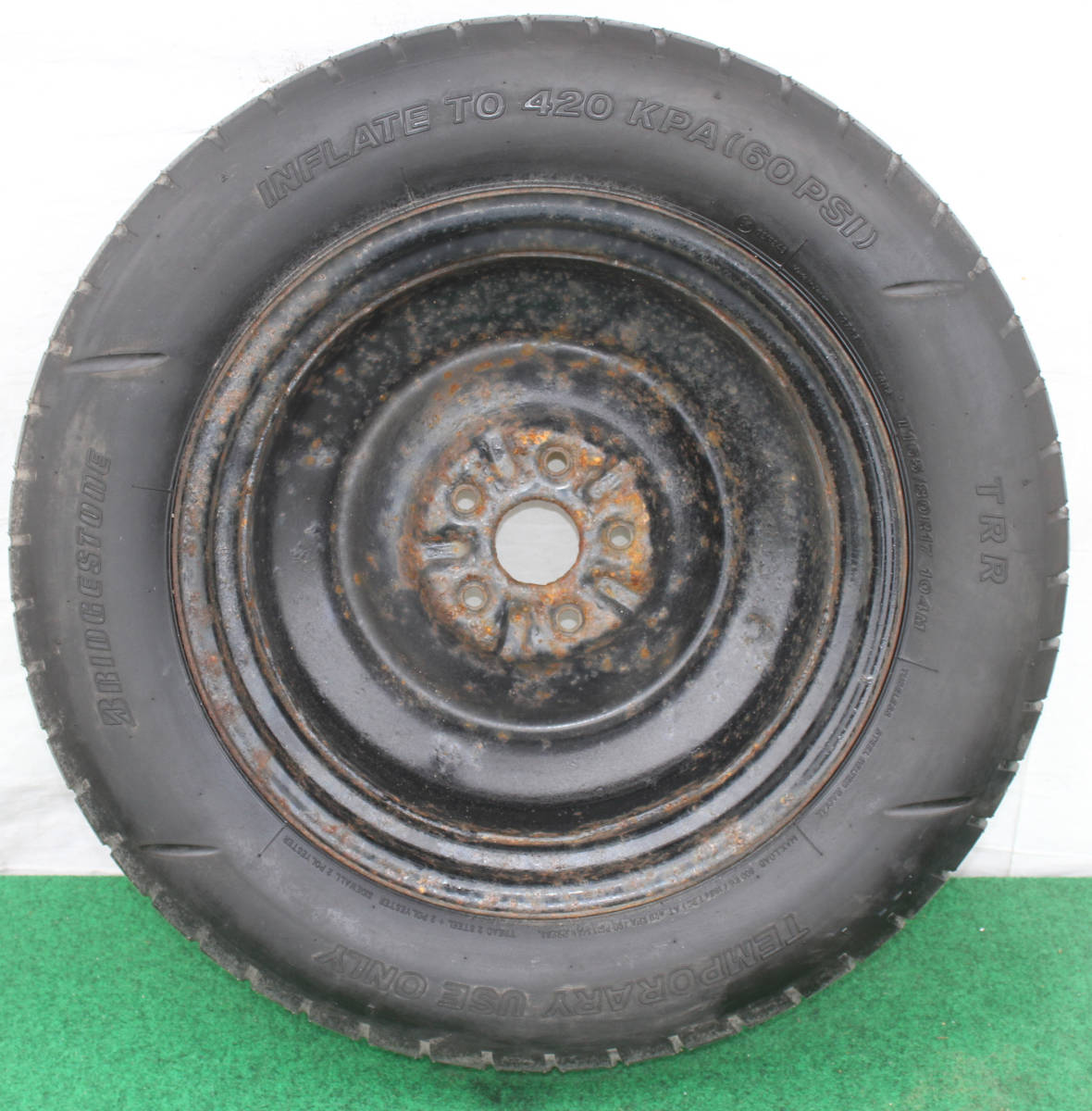 希少サイズ アルファード ヴェルファイア 応急タイヤ テンパータイヤ ブリジストン Trr T165 80r17 104m の落札情報詳細 ヤフオク落札価格情報 オークフリー スマートフォン版