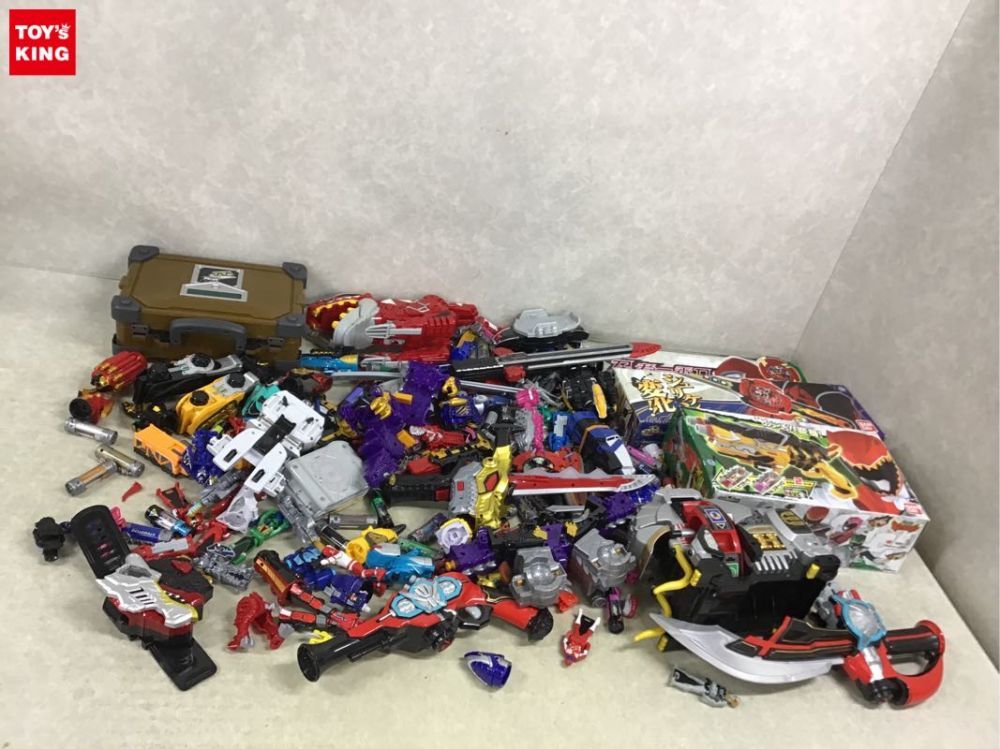 1円 同梱不可 ジャンク キョウリュウジャー ニンニンジャー等 ガブリボルバー 獣電池 忍者一番刀 ゴーカイサーベル他 の落札情報詳細 ヤフオク落札価格情報 オークフリー スマートフォン版