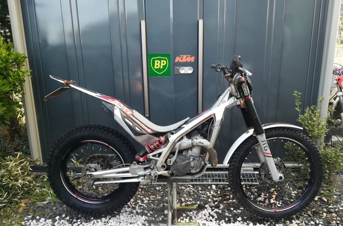 13 Jtg250 中古車 トライアル ホタガス ツートラ仕様 の落札情報詳細 ヤフオク落札価格情報 オークフリー スマートフォン版