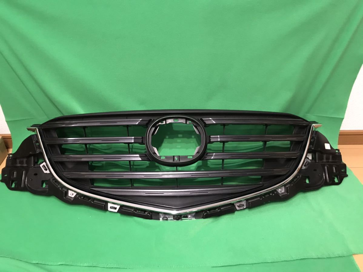 マツダ Cx 5 Ke系 後期用 フロントグリル グレー メッキ 擦り傷が少しあります Ka0g Ka0g 50 710b 個人宅配送不可 の落札情報詳細 ヤフオク落札価格情報 オークフリー スマートフォン版