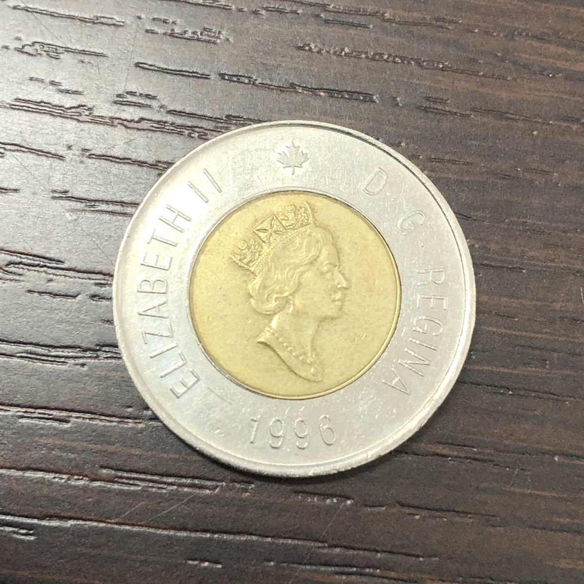 カナダ2ドル硬貨 60 Off