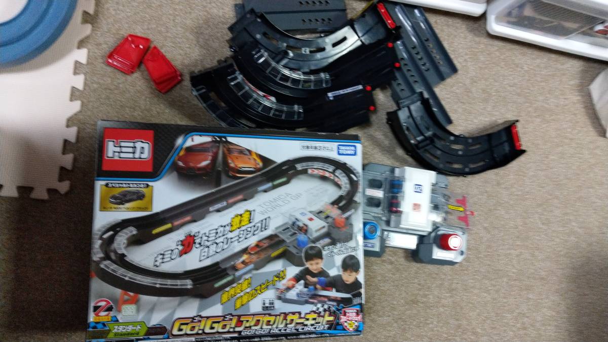 トミカ スピードウェイ トミカ ゴーゴー アクセルサーキット 通常版 Go Go 中古 付属トミカ無し の落札情報詳細 ヤフオク落札価格情報 オークフリー スマートフォン版