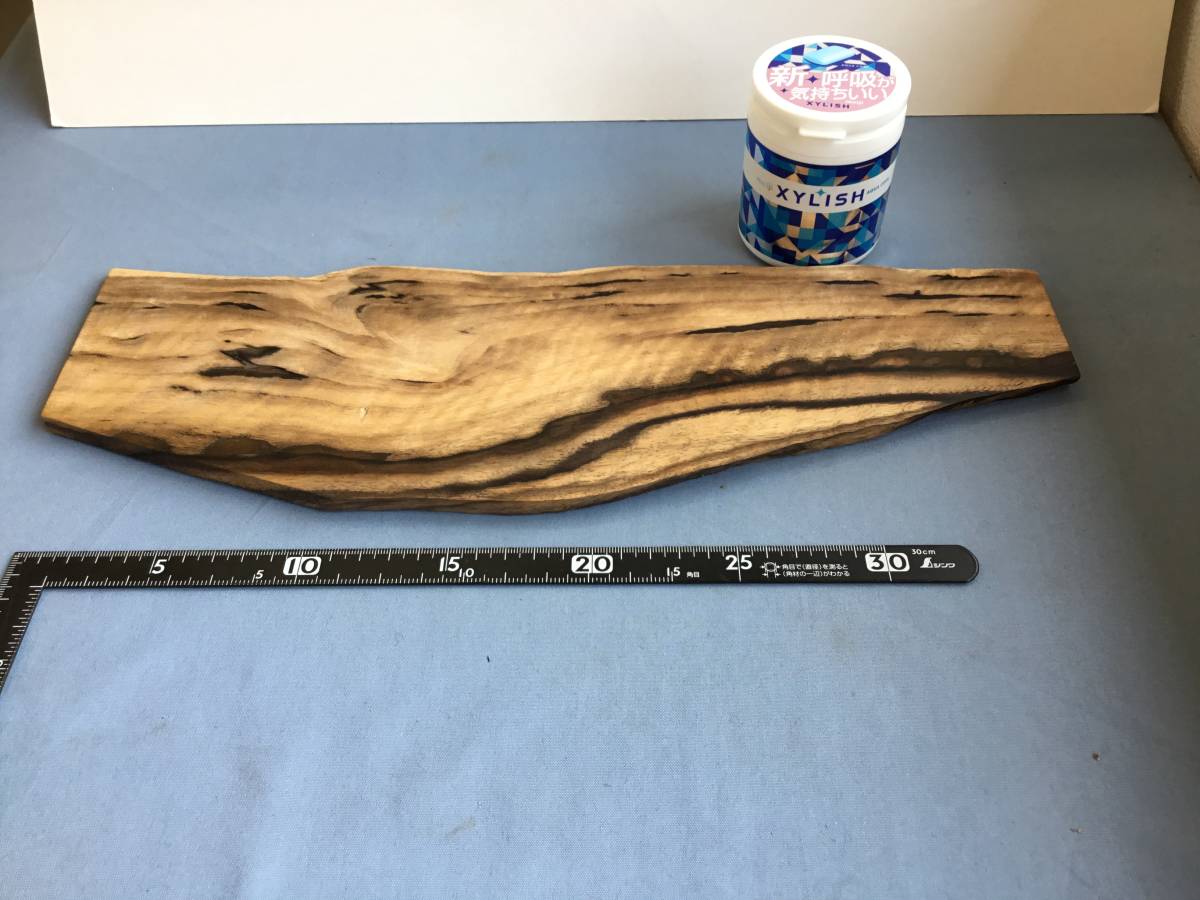 新品 黒柿板材綺麗な葡萄杢素材です 両面綺麗な木目が出ています このまま置き物台に店看板等使えます 厚さ7ミリ の落札情報詳細 ヤフオク落札価格情報 オークフリー スマートフォン版