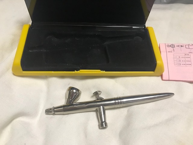 美品 エアブラシ エアテックス フォーカス 0.2mm エアブラシコラーニ中古