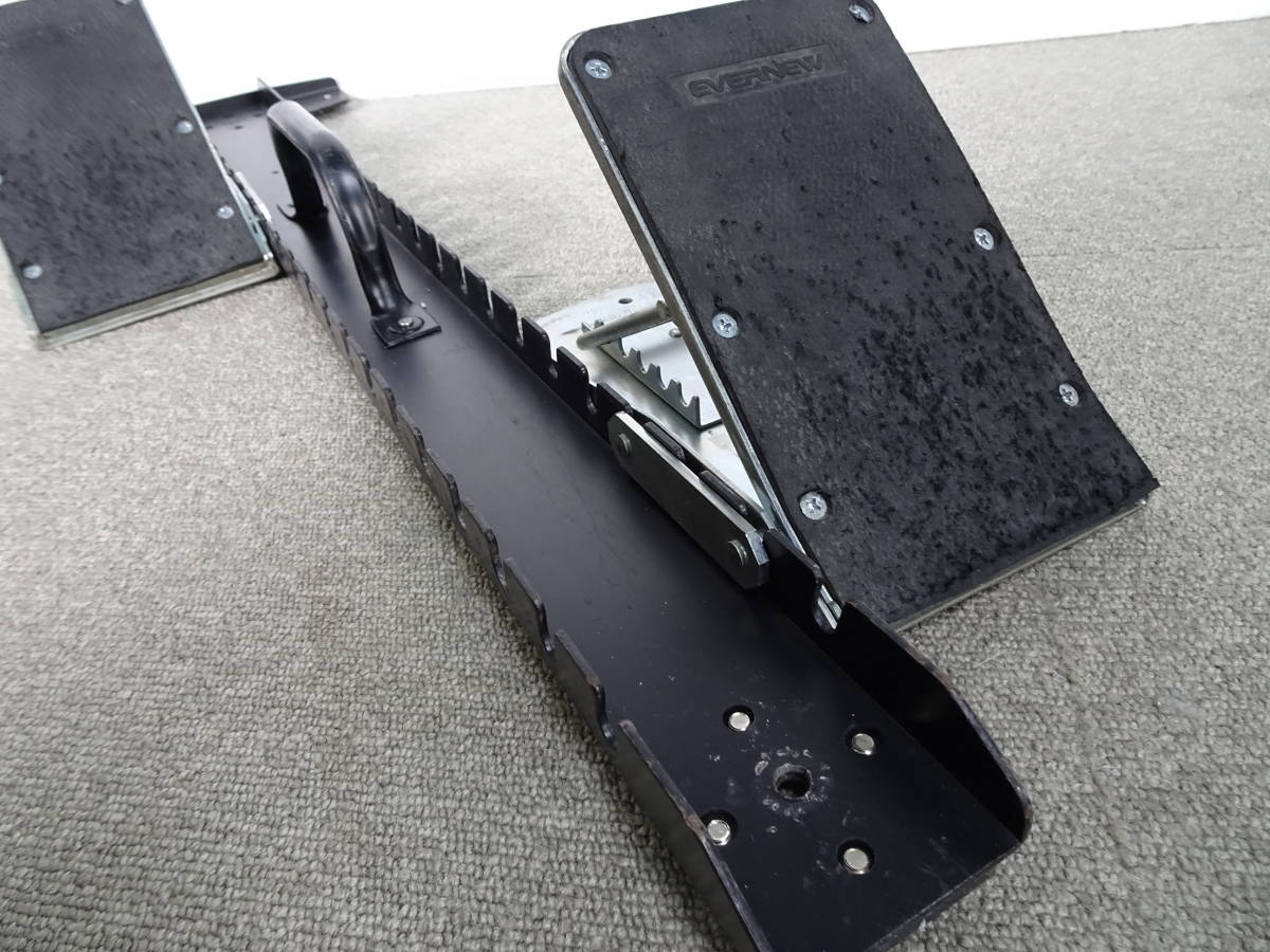 中古 エバニュー スターティングブロック 2台セット H0c 角度調整可 スタート台 スタブロ 体育 陸上 トラック 学校 スポーツ Evernew 現状 の落札情報詳細 ヤフオク落札価格情報 オークフリー スマートフォン版