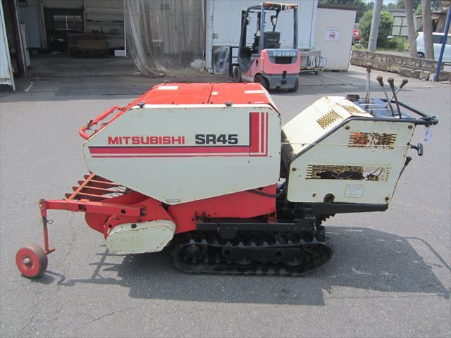 ☆ミツビシ:三菱:SR45:自走式:ロールベーラー:ロールベイラー:5馬力:集