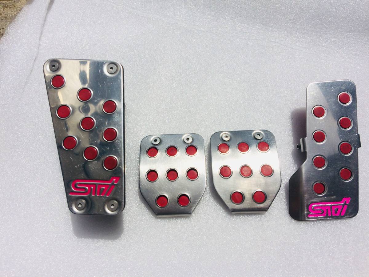 スバル STI ペダルパッドセット