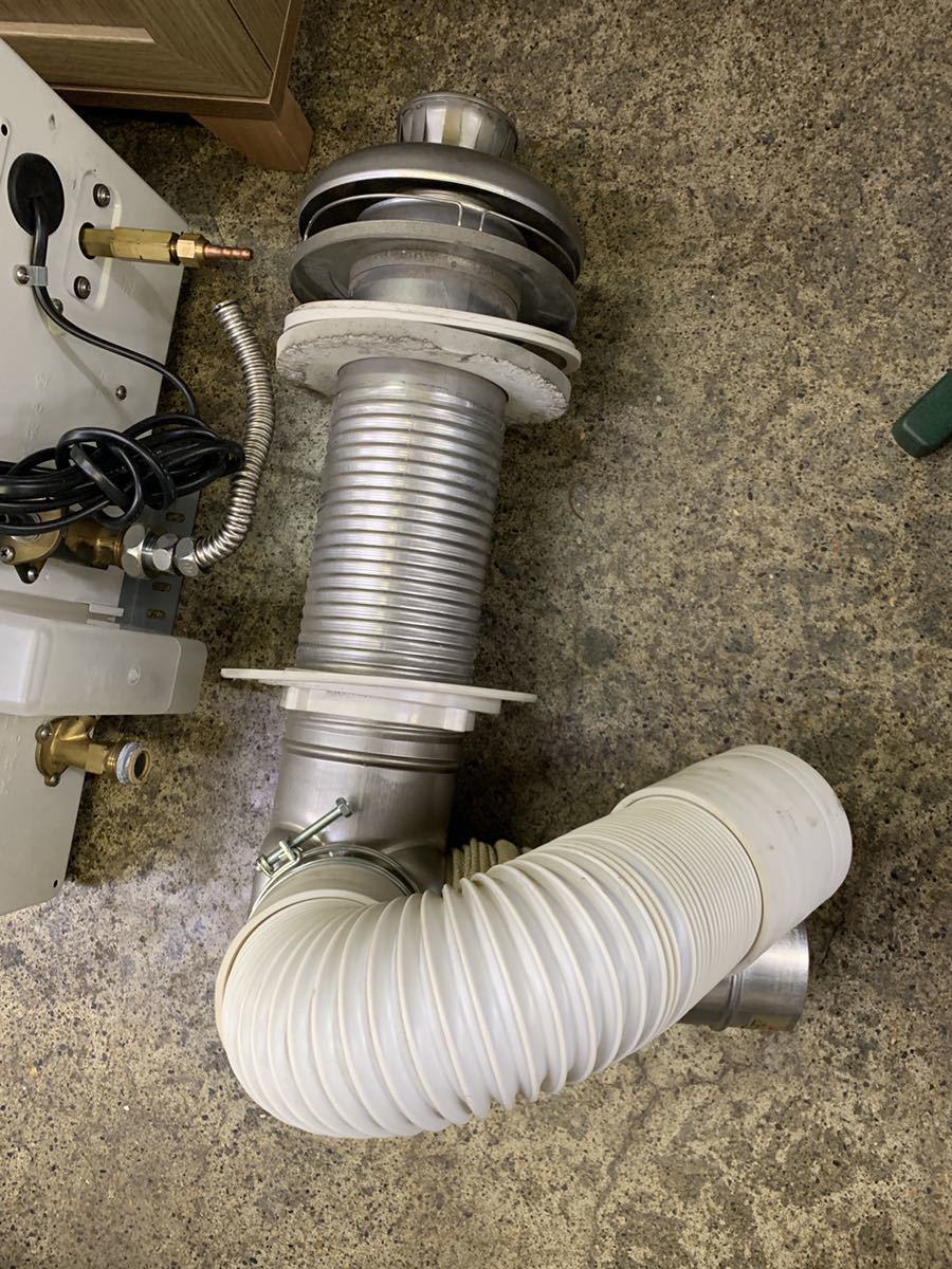 □コロナ壁掛け式石油小形給湯器UIB-AG47Xボイラー□ 函館市発の落札 ...