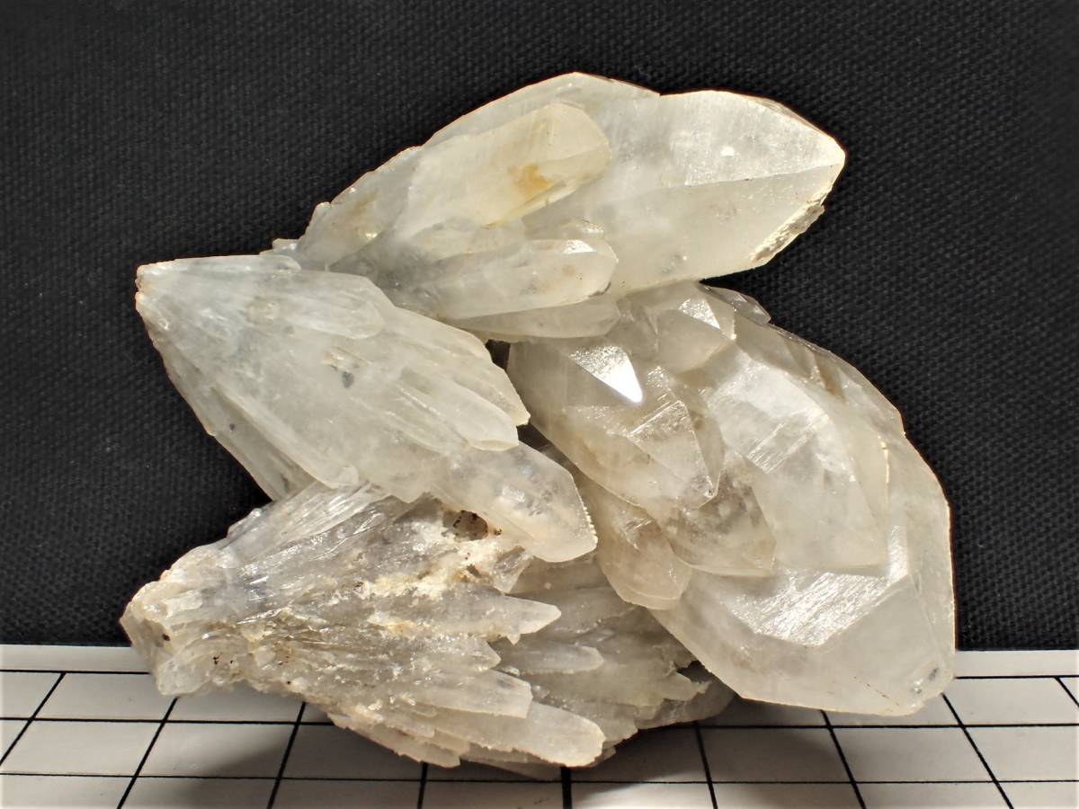 長野県竜王鉱山産 原石 国産鉱物 水晶クラスター