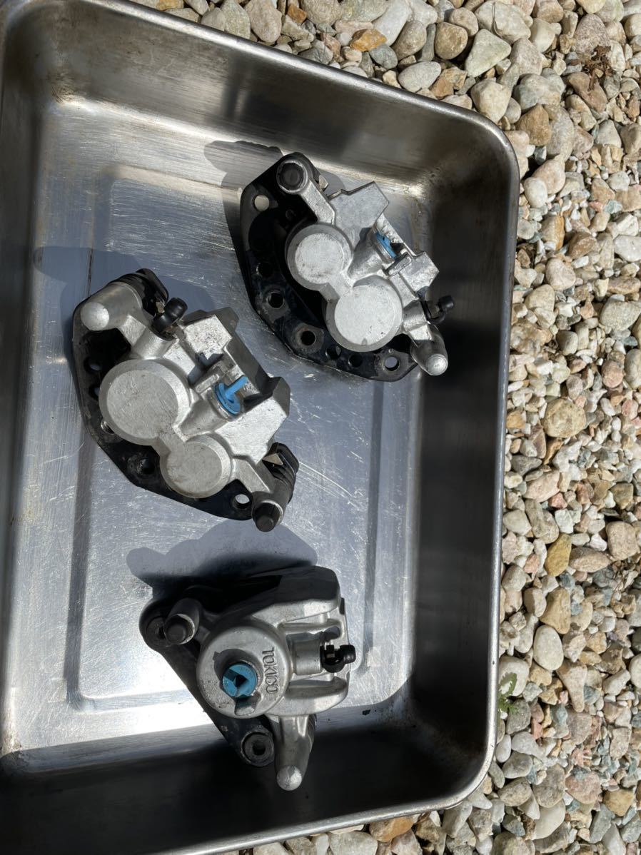 ゼファーΧ フロント キャリパー ピストンシール エア抜きボルト 250B ゼファーΧ フロント キャリパー ピストンシール エア抜きボルト 250B