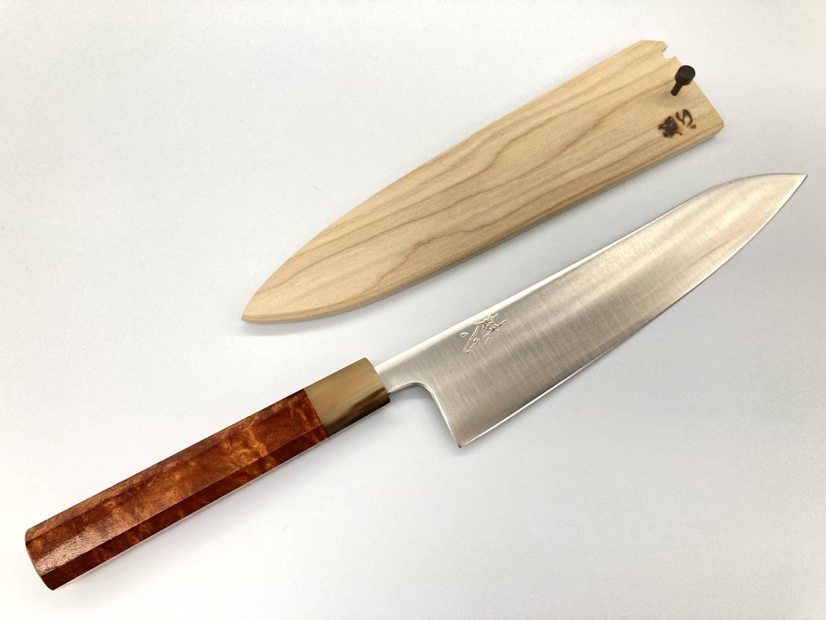 新品】日本製 銀三鋼割り込み 切りつけ型牛刀210mm 白水牛花梨瘤八角柄