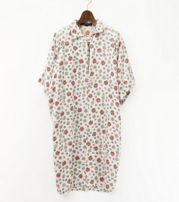 Gh6639 Balenciaga バレンシアガ シルク100 花柄 ラグランスリーブ 五分袖 コクーンシルエット ひざ丈 シャツワンピース マルチカラー 36 の落札情報詳細 ヤフオク落札価格情報 オークフリー スマートフォン版