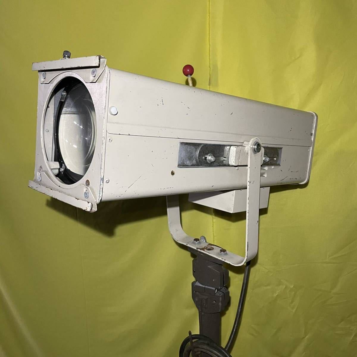 ウシオUCP25A ピンスポット 点灯チェク済。 ウシオUCP25A ピンスポット 点灯チェク済。 ウシオUCP25A ピン