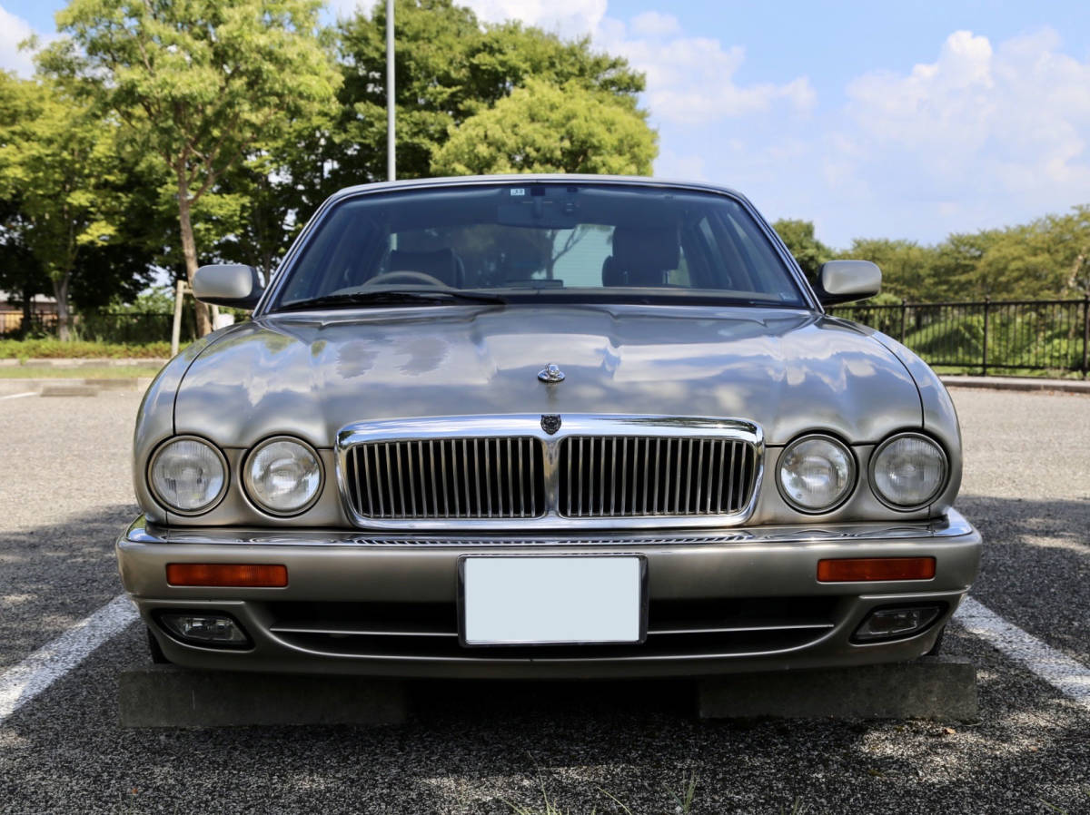 1円スタート 売り切り ジャガー Xj6 X300 希少シャンパンゴールド レザーシート Xj 6 の落札情報詳細 ヤフオク落札価格情報 オークフリー スマートフォン版