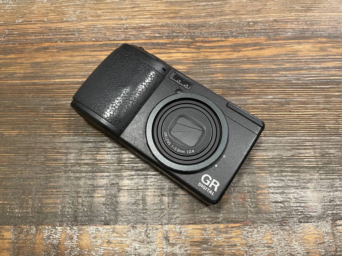 RICOH GR DIGITAL f=5.9mm 1:2.4 コンパクトデジタルカメラ ブラック
