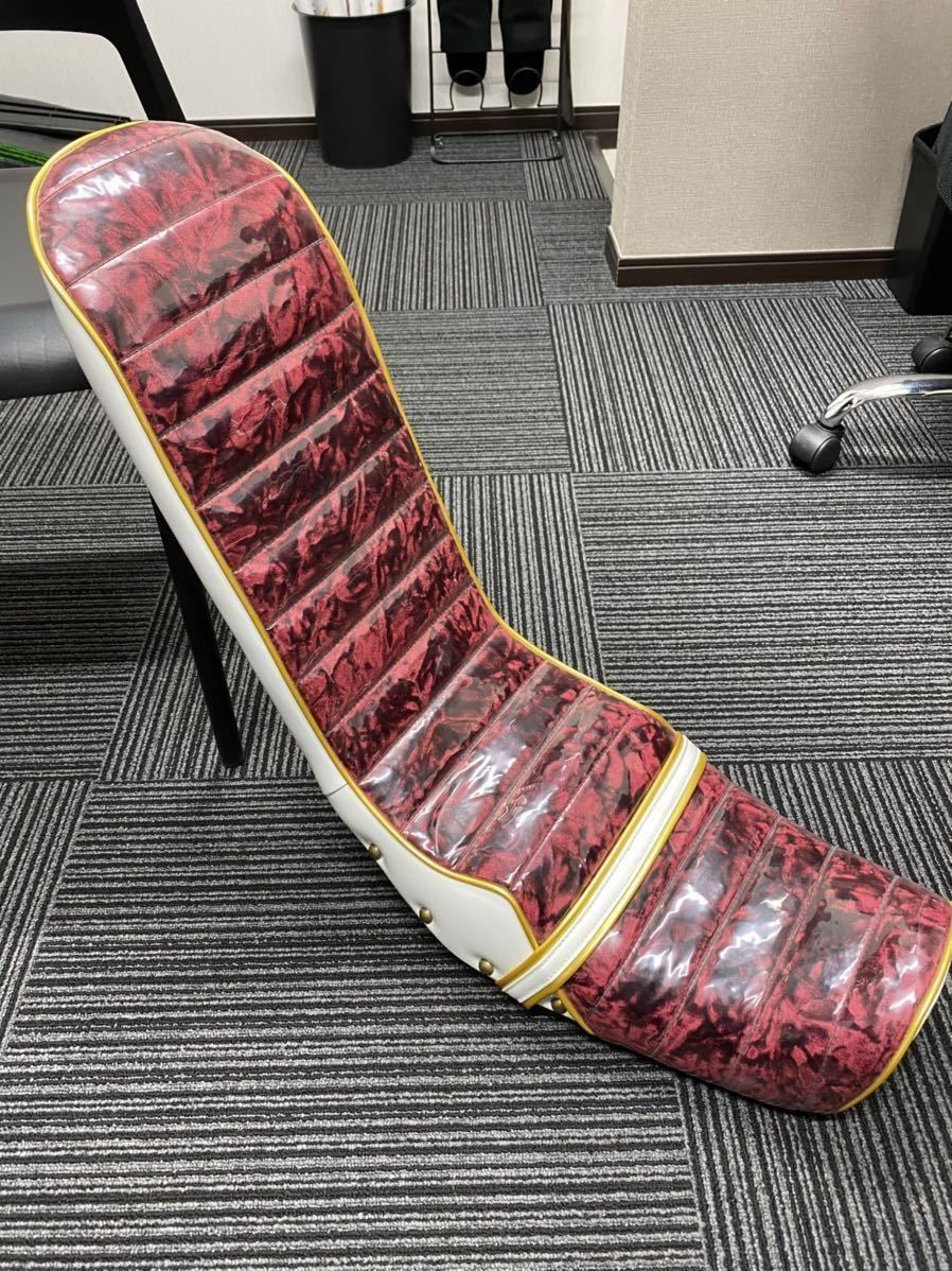 エイプ50 三段シート 45cm エナメル チンチラ スタッズ 美品 Ape50