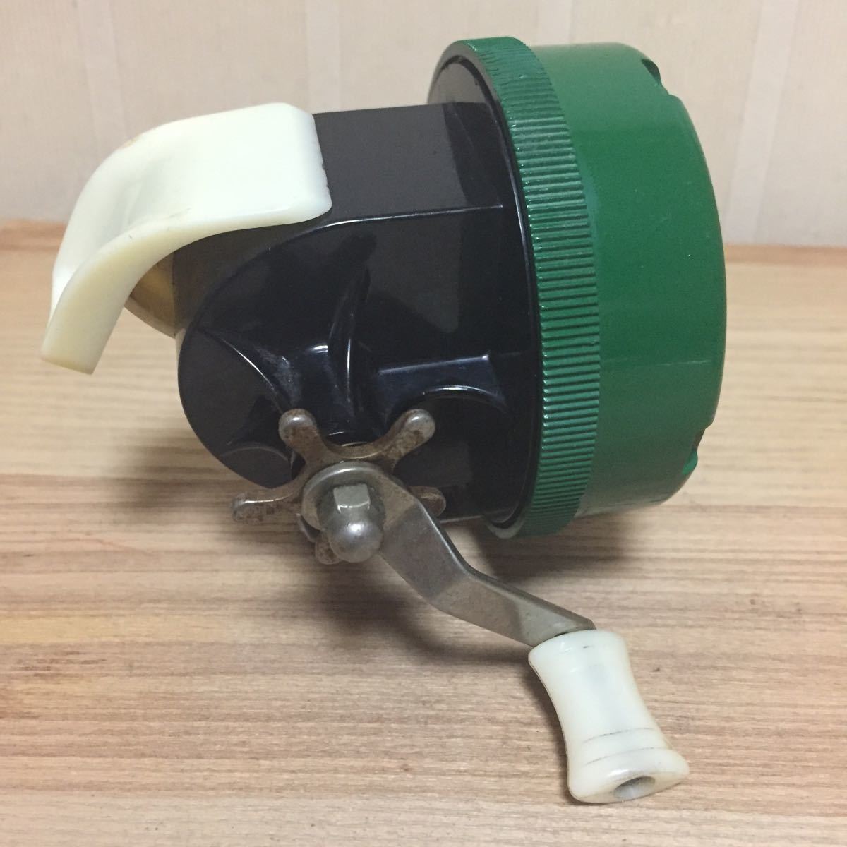 スピンキャストリール ビンテージ ジョンソン 美品