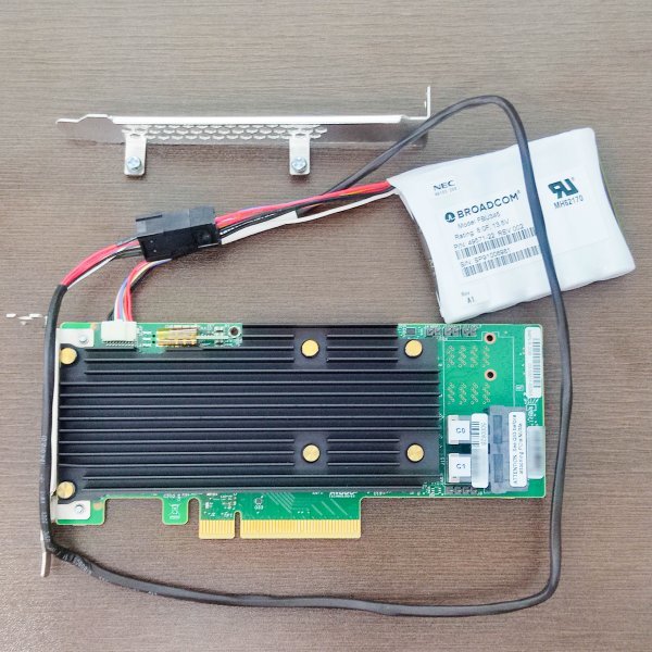 動作確認済み NEC N8103-207 LSI MegaRAID SAS 946N-8i RAID