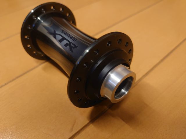 早い者勝ち シマノXTR フロント ハブ 美品 美品 シマノ SHIMANO XTR ハブ フロント HB-M910 32ホール 100