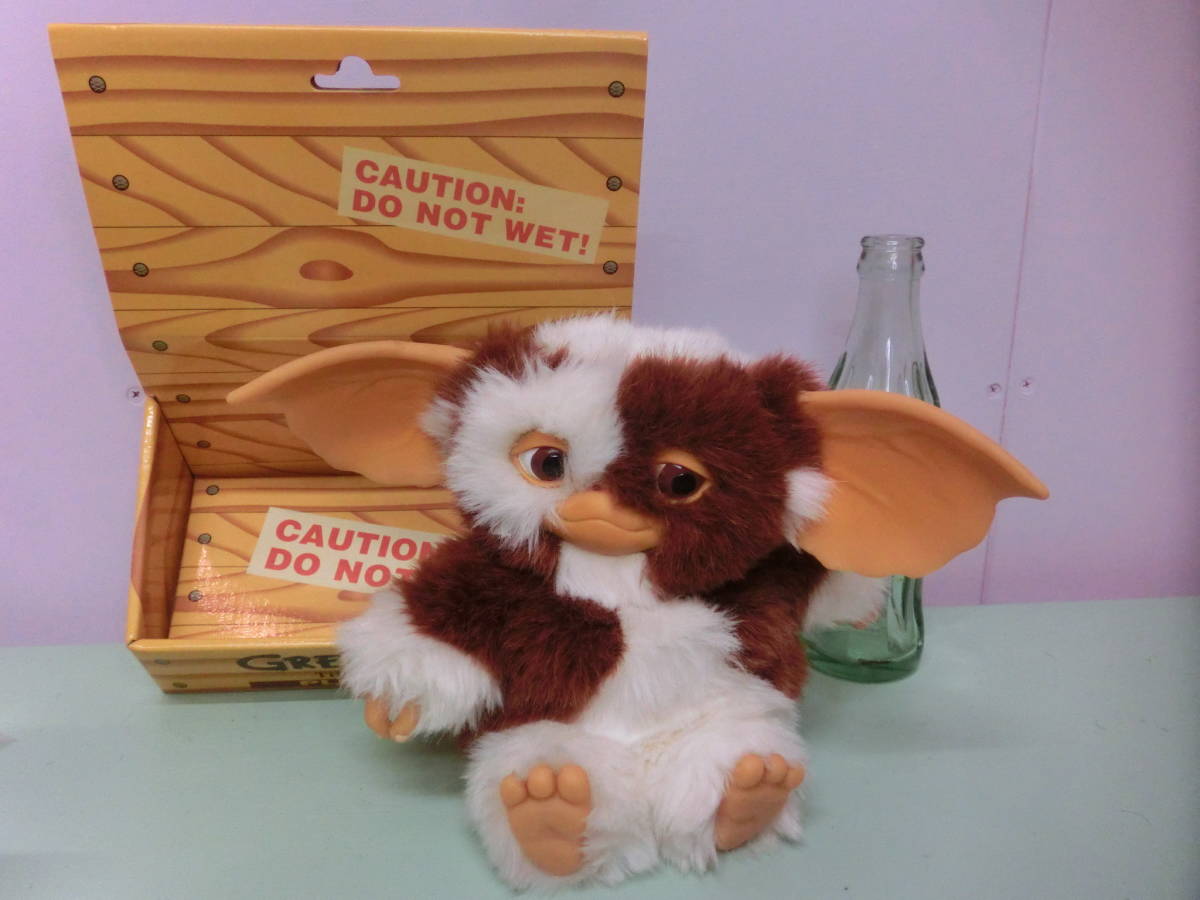 映画グレムリン ギズモ ジュンプランニング社 プラッシュドール人形 ぬいぐるみフィギュア Gremlins Figure モグワイ Gizmo の落札情報詳細 ヤフオク落札価格情報 オークフリー スマートフォン版