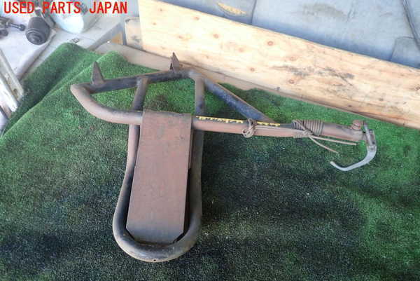 1UPJ-75771700]三菱ジープ(J53)スペアタイヤキャリア 中古の落札情報