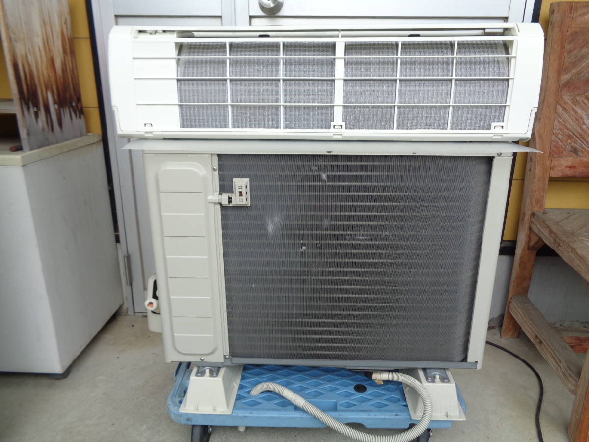 南873 日立 ルームエアコン RAS-R22Z 主に6畳