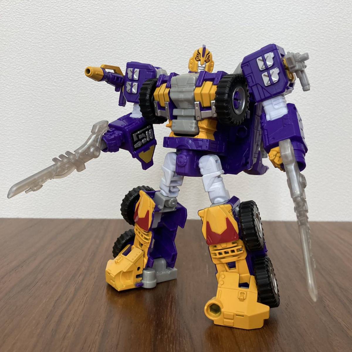 トランスフォーマー TFCC インパクター botcon