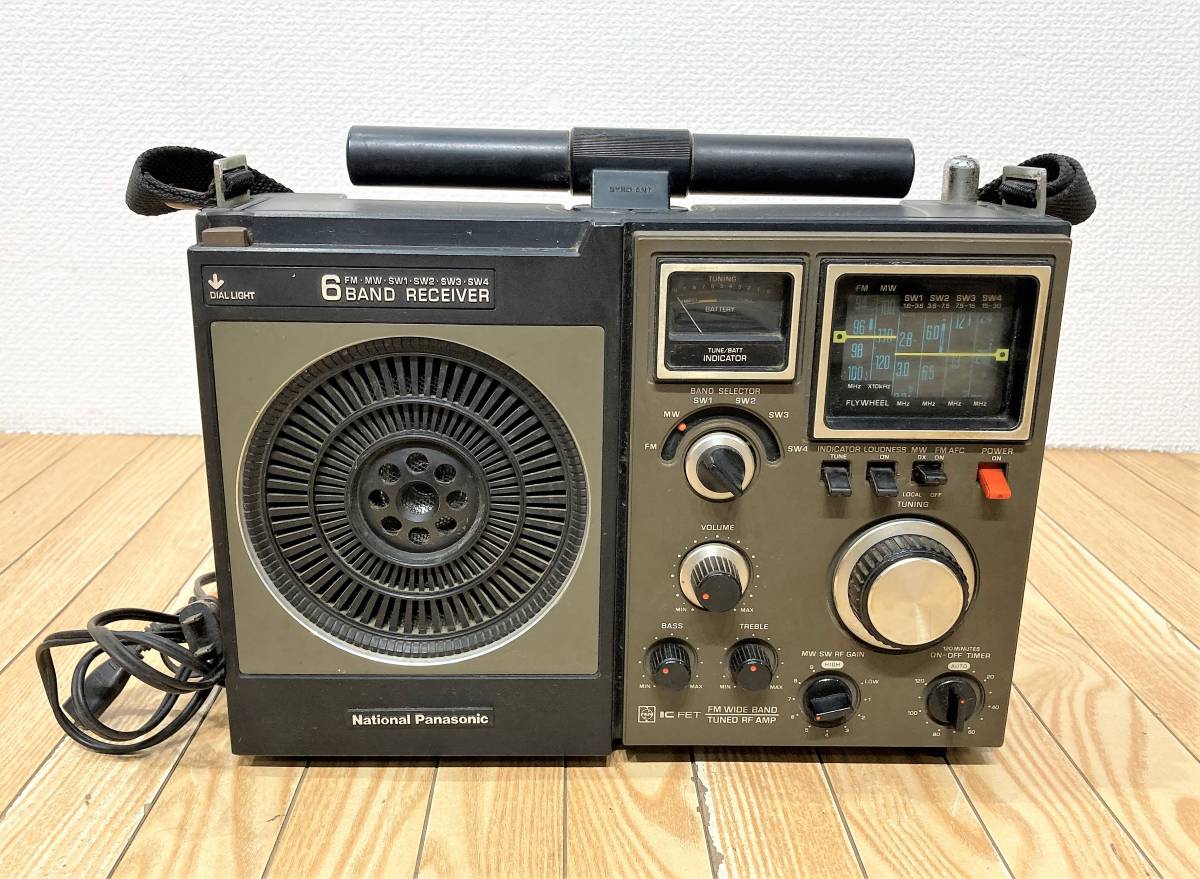 M ナショナル パナソニック BCLラジオ クーガ101 RF-1010