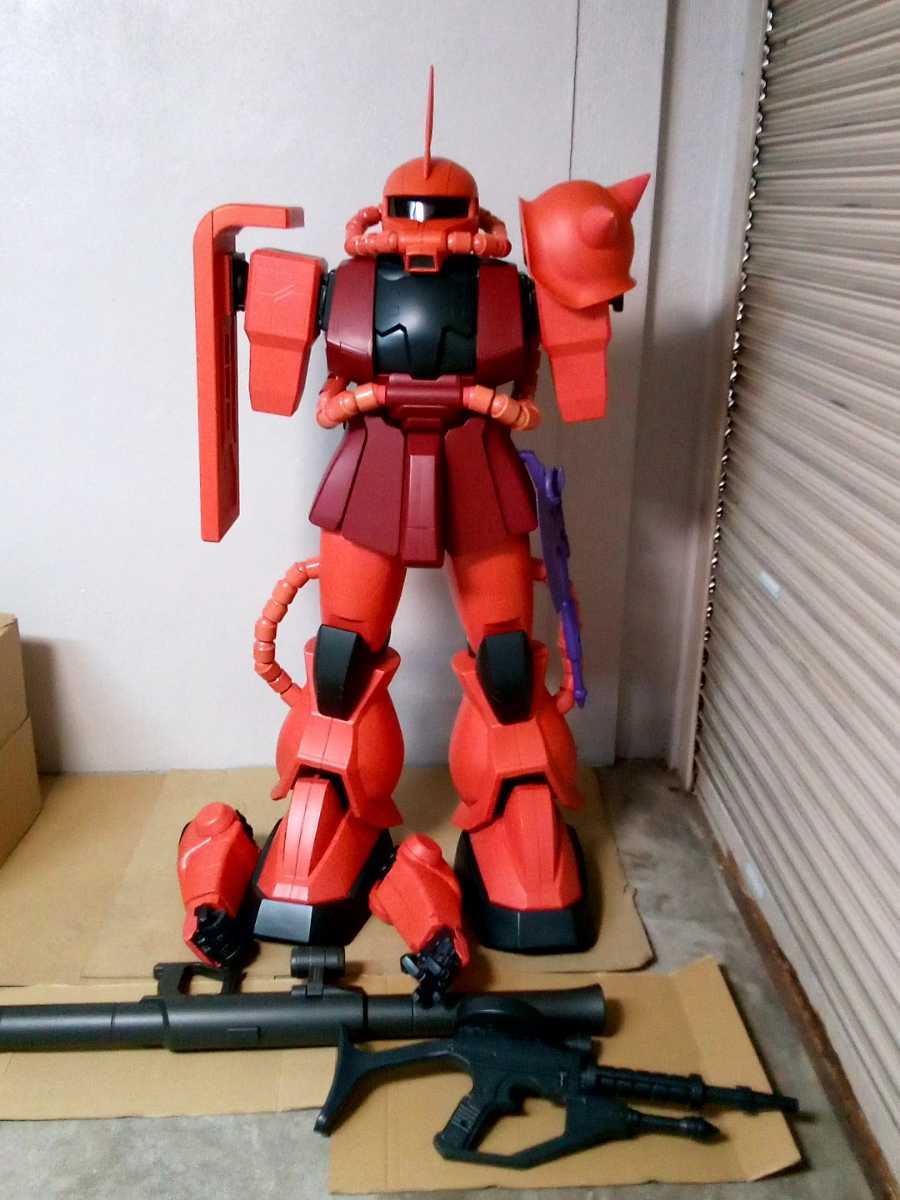 ガンダム 巨大プラモデル 1/12 シャア専用ザク 等身大 ジャンク
