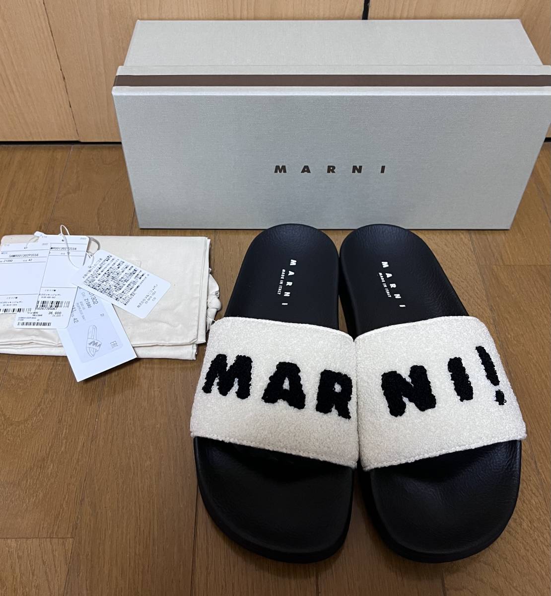 マルニ 36 MARNI ビジュー付き サンダル ハラコ の落札情報詳細 ...
