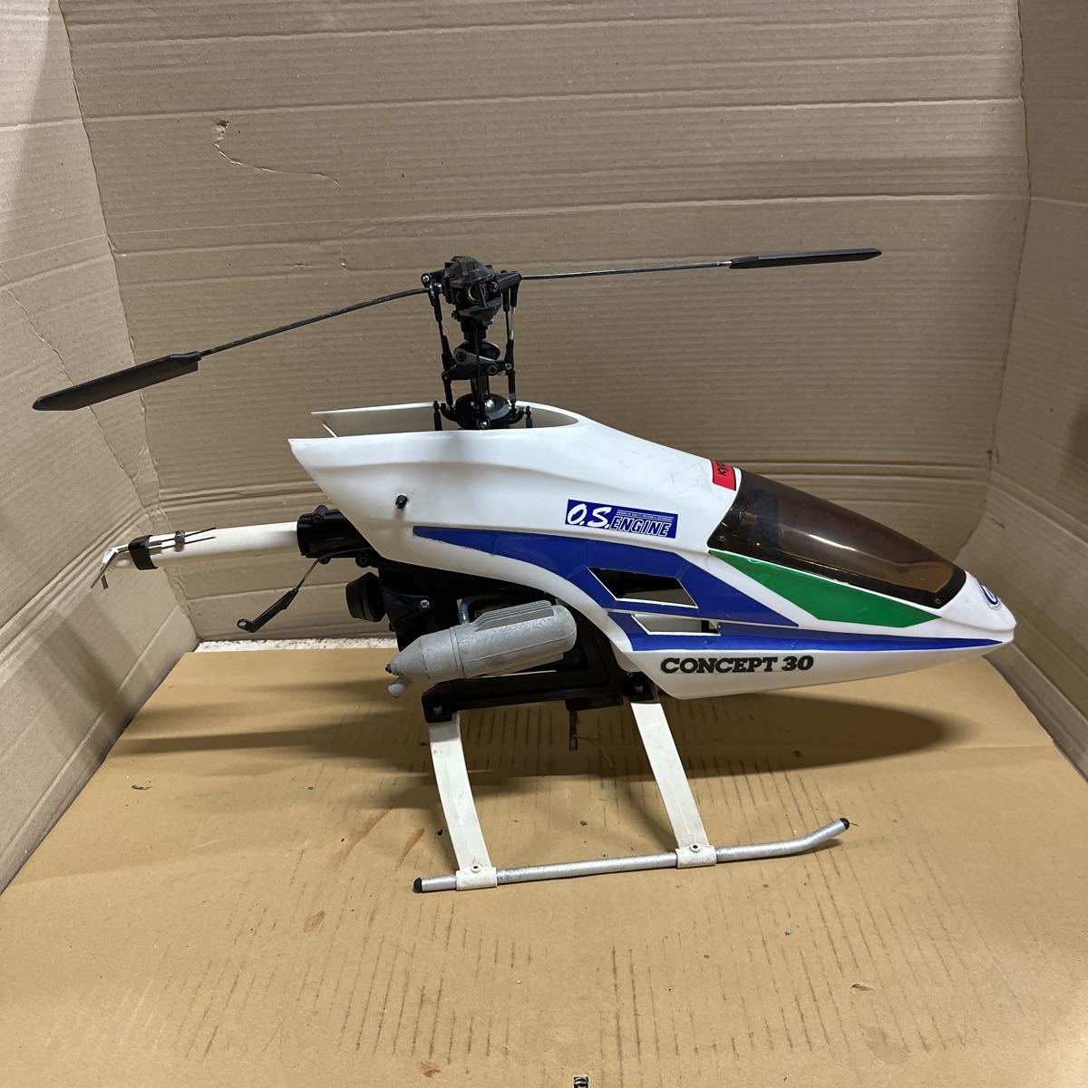 KYOSHO CONCEPT10 京商 コンセプト10 ラジコンヘリコプター 送受機付