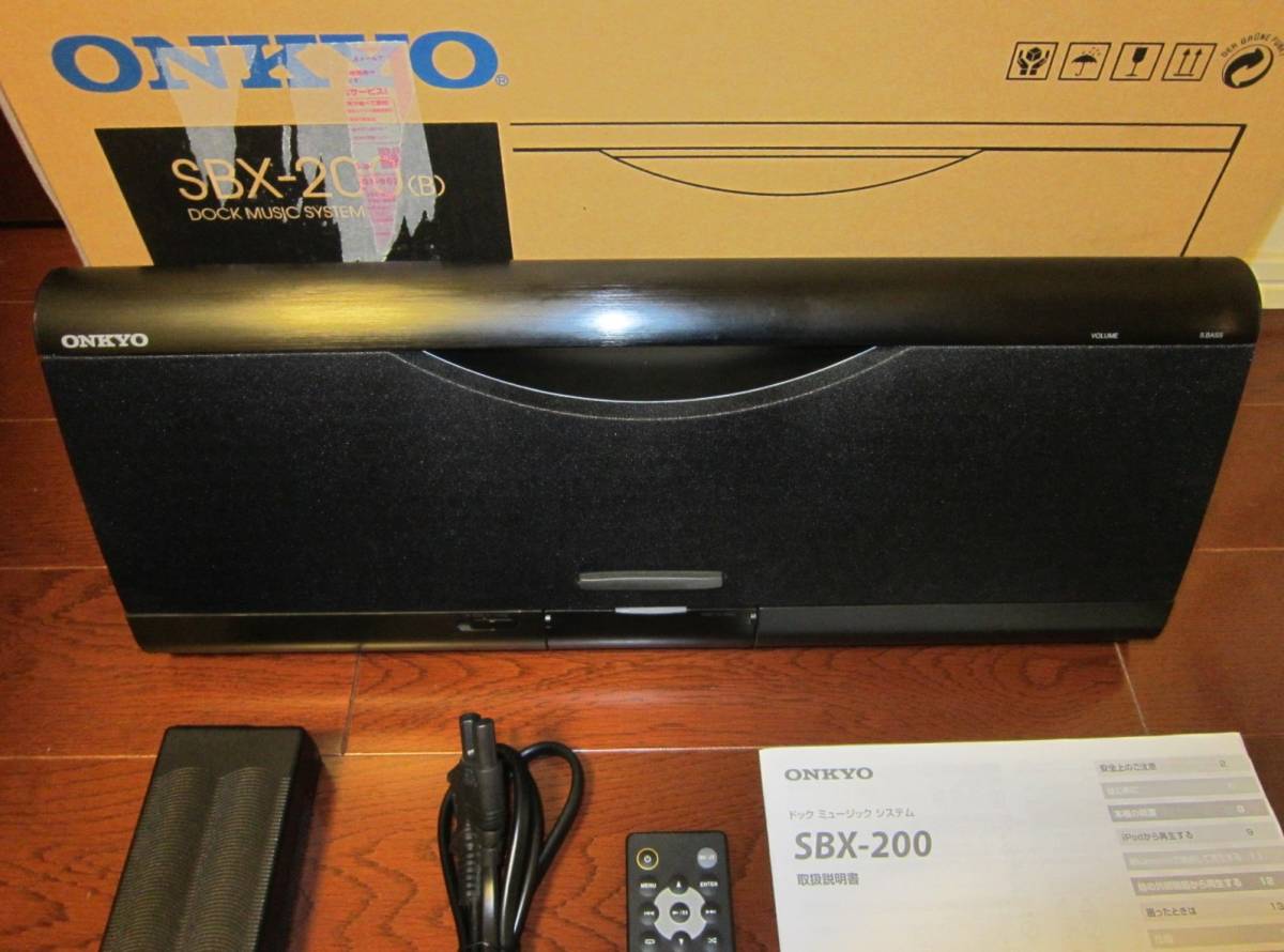 オーディオ機器 ONKYO Dock Music System SBX 200 本体