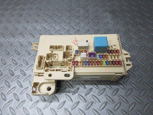 ダイハツ S510P ハイゼットトラック ヒューズボックスASSY 82600-B5020