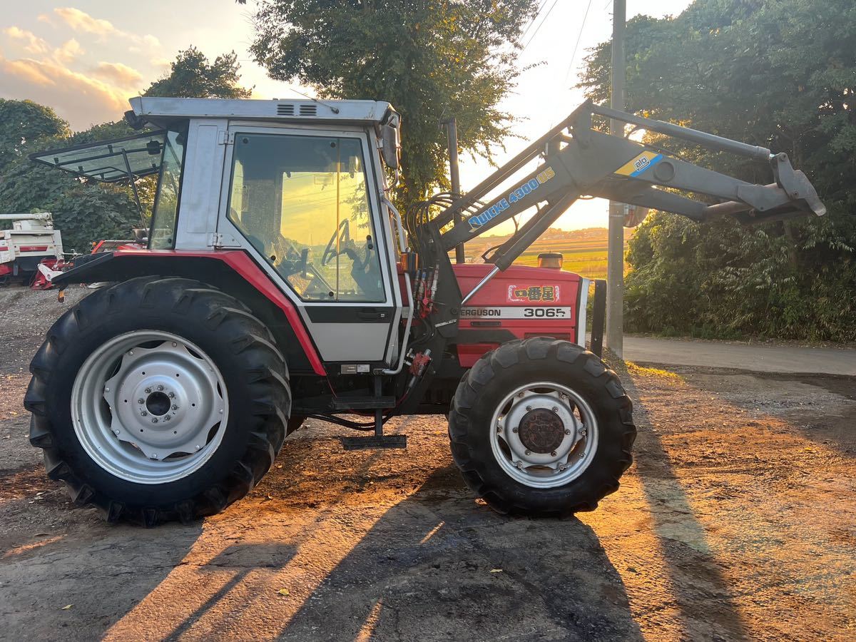 マッセイファーガソン社 MF3065 農用トラクター