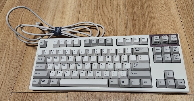 REALFORCE R2TLS-US3-IV 無接点キーボード 本体のみ REALFORCE