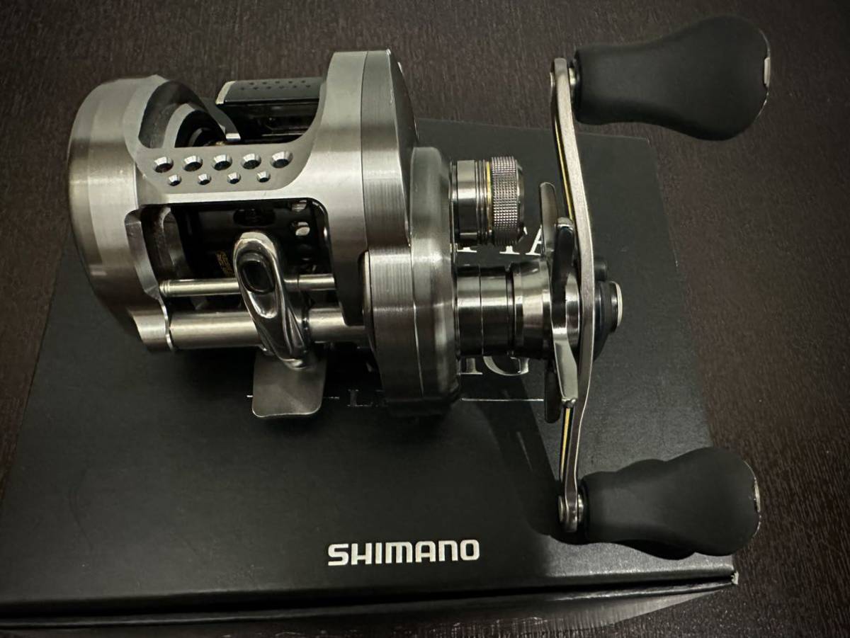 シマノ カルカッタコンクエスト BFS HG 左ハンドル 美品（シマノ 