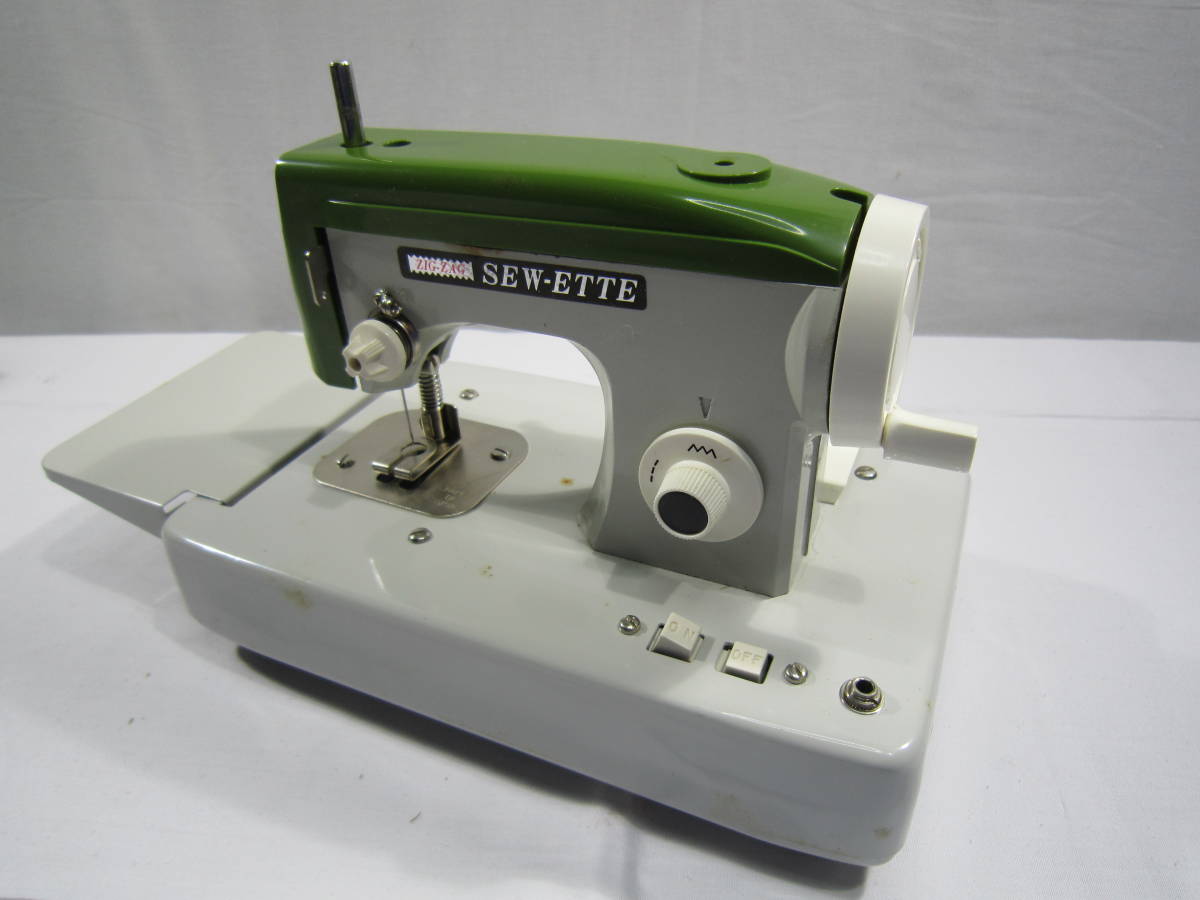 【やや傷や汚れあり】 ソーエット 電気ミシン ZIGZAG BATTERY AND HAND OPERATED SEWING