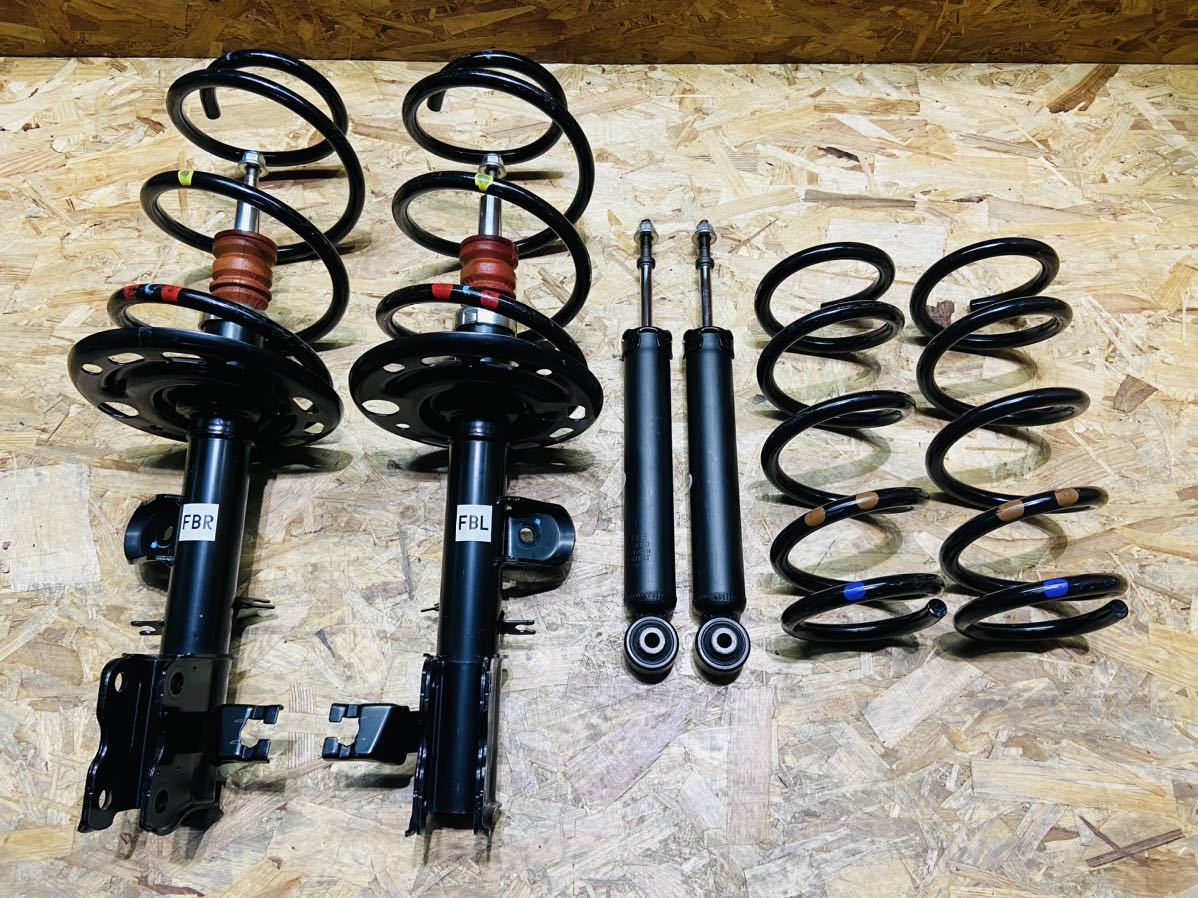 新車外し]日産エルグランド純正サスペンション(E52) 快適