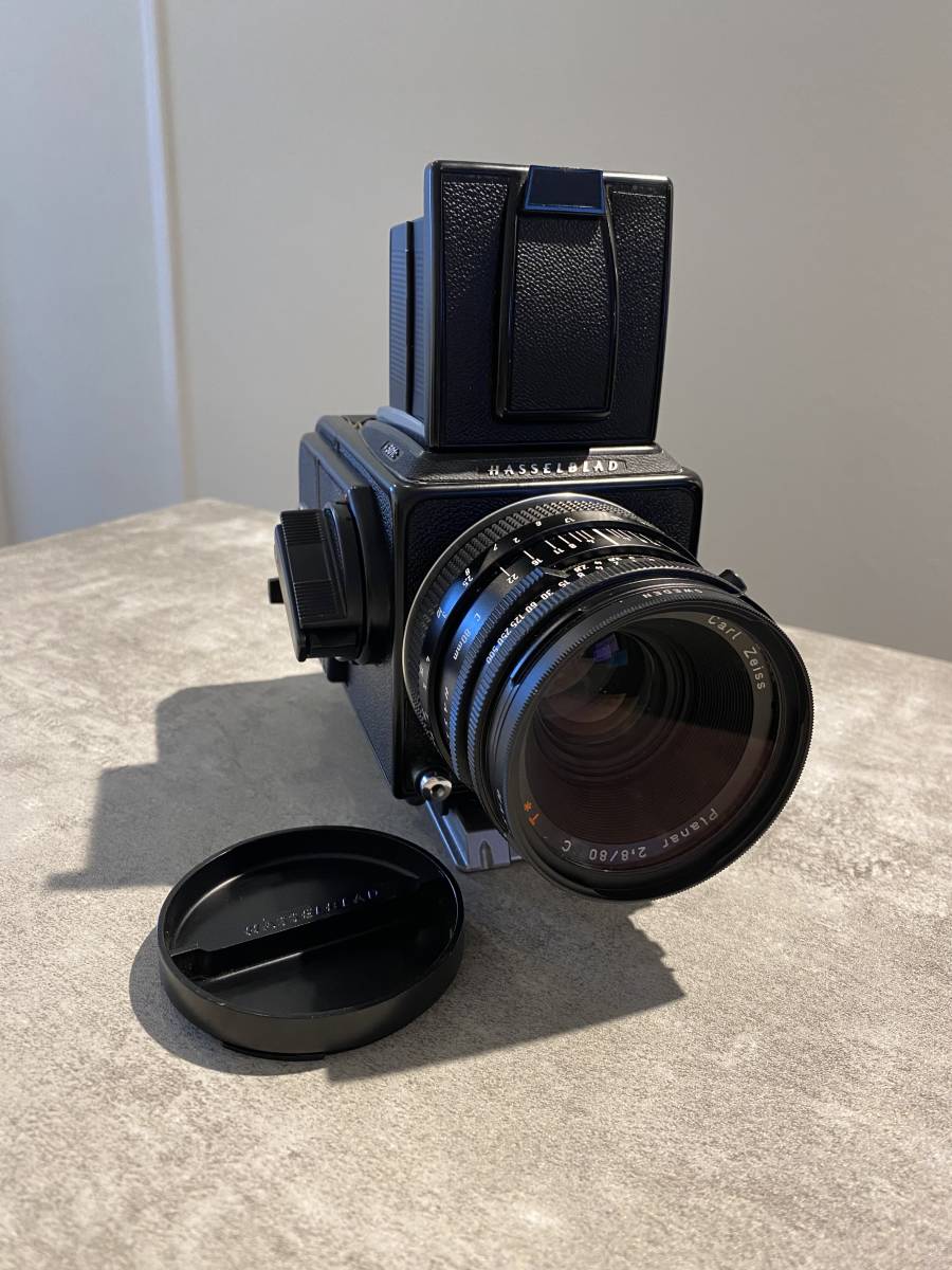 【やや傷や汚れあり】【送料無料】HASSELBLAD ハッセルブラッド ★501C 中判フィルムカメラ ボディ レンズ フィルムマガジン