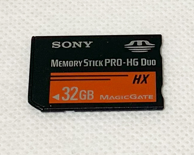 【目立った傷や汚れなし】SONY メモリースティック プロ デュオ 32GB PROHG Duo HX メモリーカード PSP1000