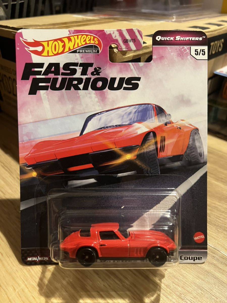 HOT WHEELS BARBIE 1956 Corvette Diecast Collectable Scale 1:64 EUR 9,58