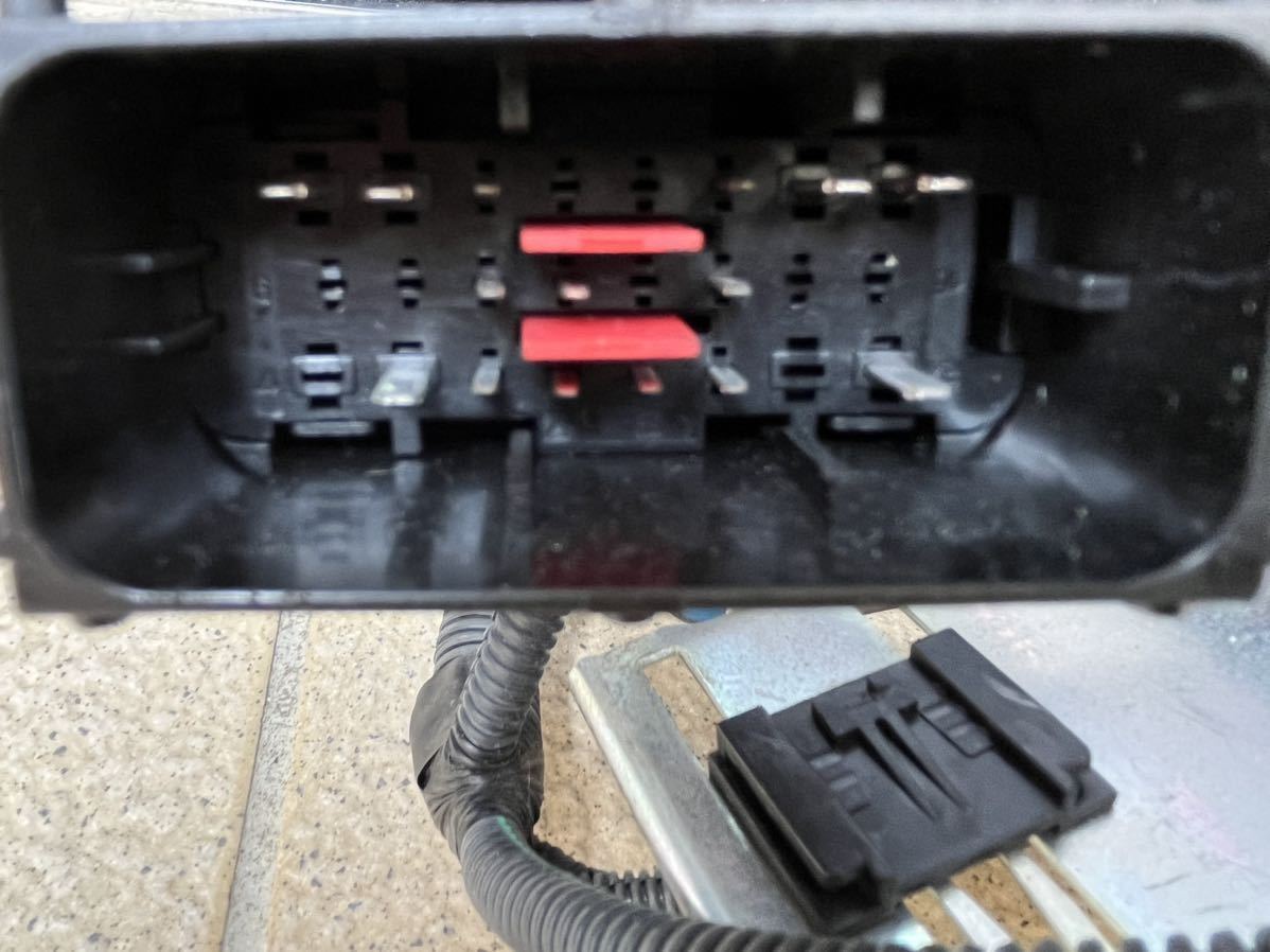 やや傷や汚れあり】アバルト595 695 MTAアクチュエーターASSY ABARTH