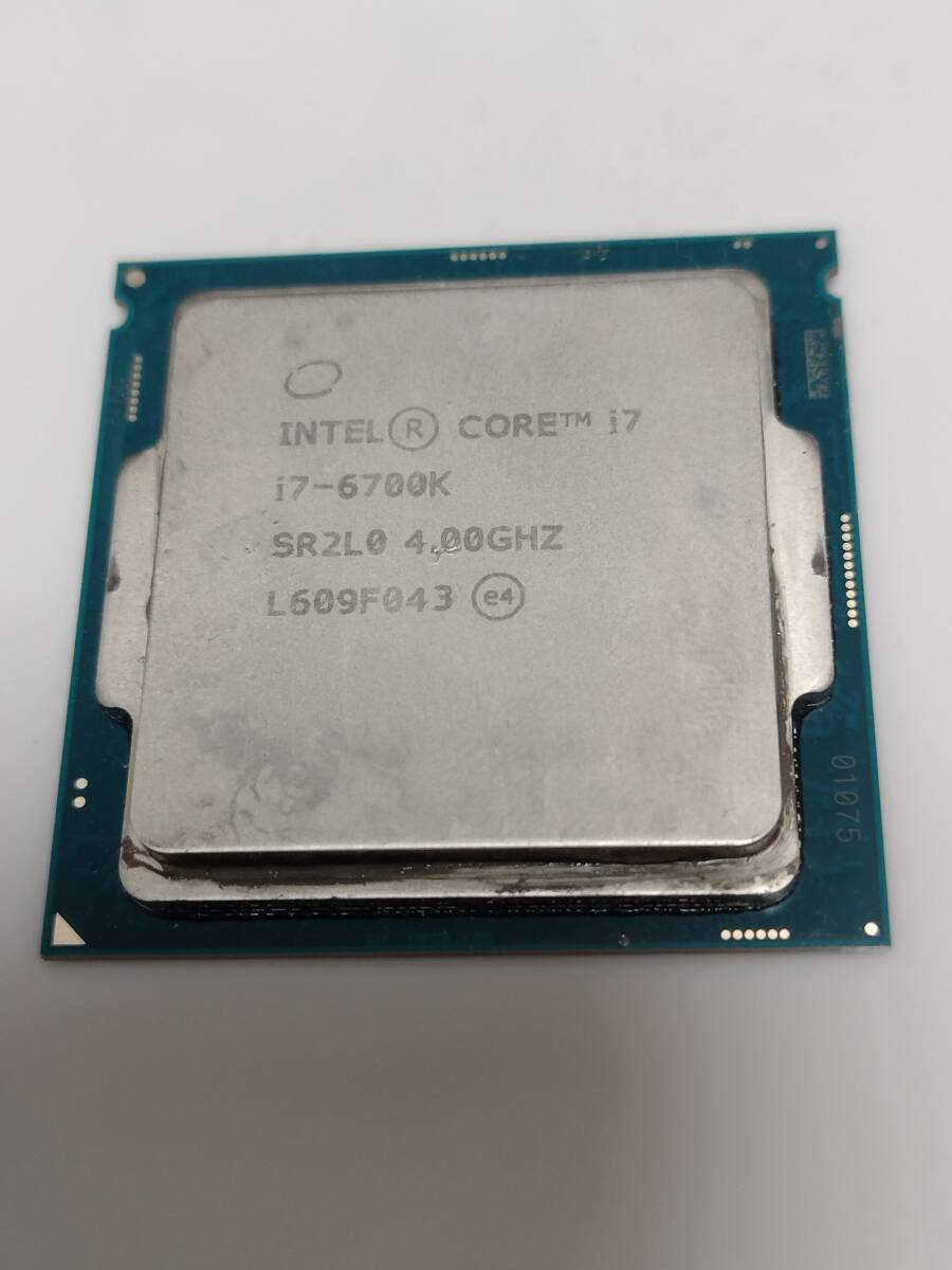 【傷や汚れあり】cpu Microprocessor Intel Core I7 Mobile Sr03r I7 2640m 28ghz 