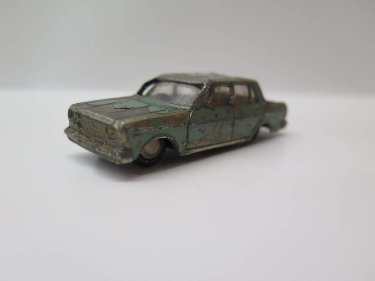 Miniature Yonezawa Nissan Bluebird, échelle 1/43, Vintage, Occasion