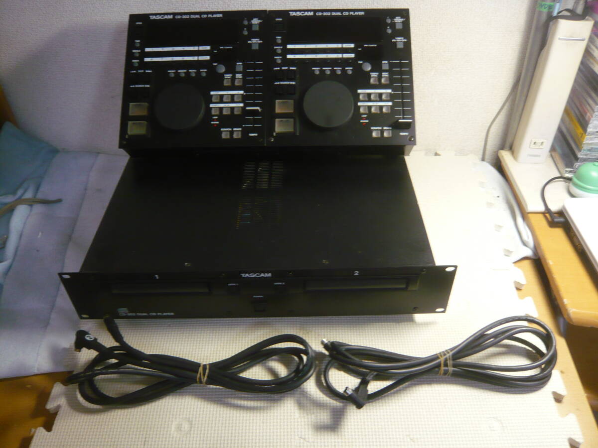 TASCAM DUAL CDプレーヤー CD-302 CD-302 | Dual Deck DJ CD System | TASCAM | International Website