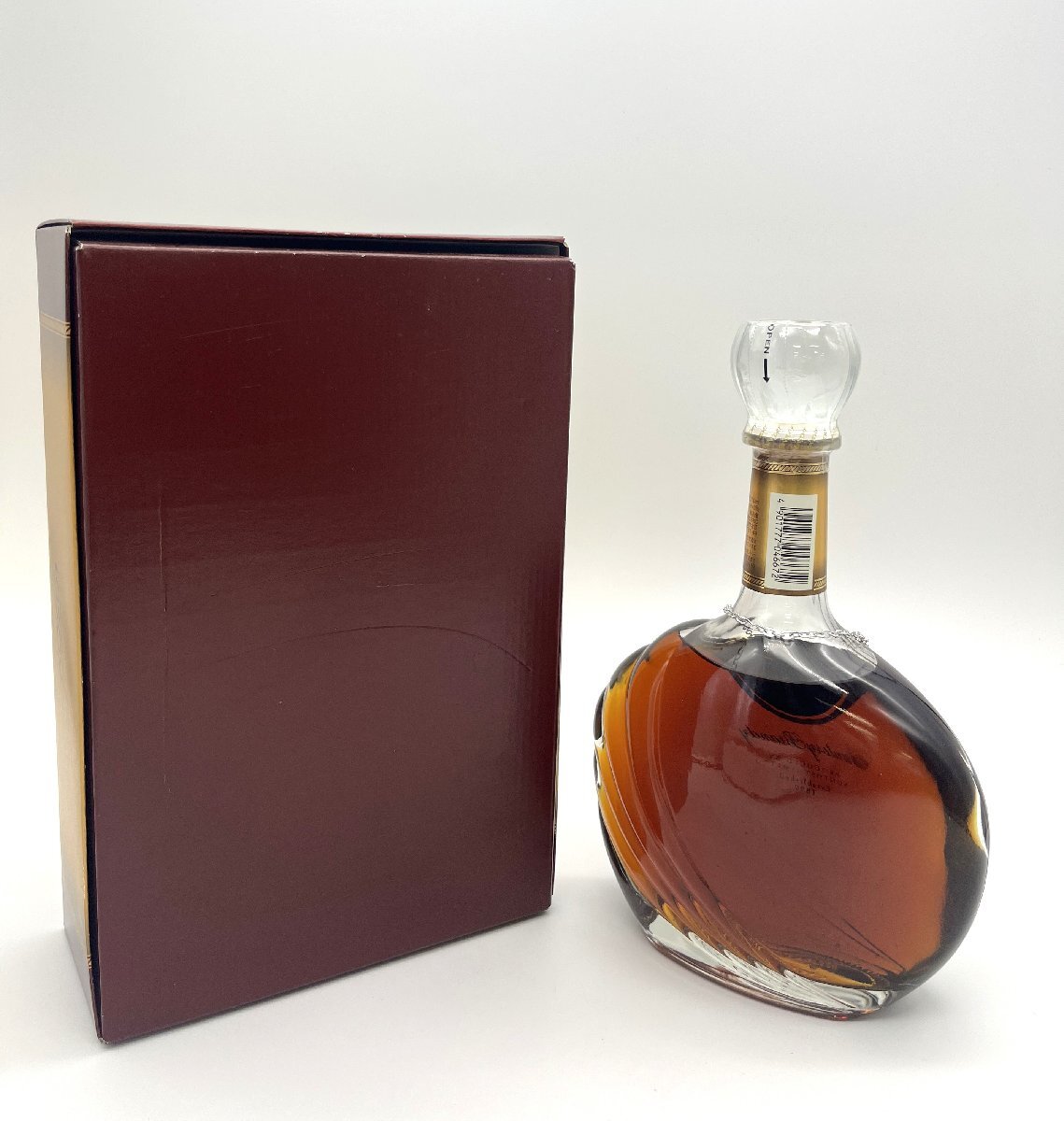 未開栓 SUNTORY サントリーXOデラックス3本セット700ml 40% ② SUNTORY 【サントリーご自慢の高級ブランデー！】 サントリー