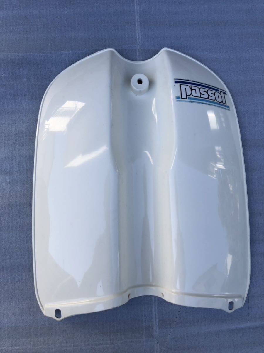 ★ヤマハ　パッソーラ（2T4）用　フロントフェンダー【新品/未開封】★ ☆ヤマハ パッソーラ（2T4）用 フロントフェンダー【新品/未開封